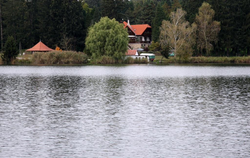 Agneslaki Okoturisztikai Centrum Es Vadaszhaz Nagykanizsa Exterior foto